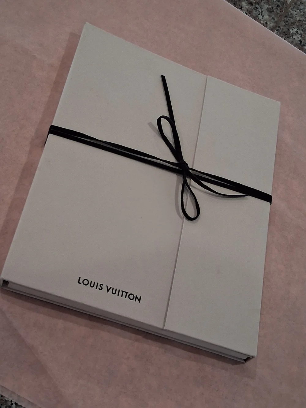 RARE Louis Vuitton Welcome Folder NEW EMPLOYEES Black Ribbon.Very NICE